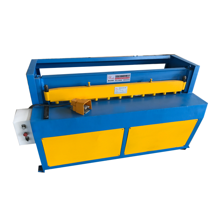 電動剪板機(jī)